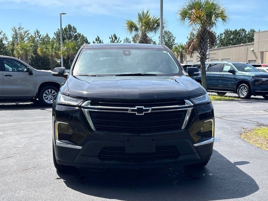 chevrolet traverse limited 2024 1GNESTKW6RJ139549 image chevrolet traverse limited 2024 1GNESTKW6RJ139549 image